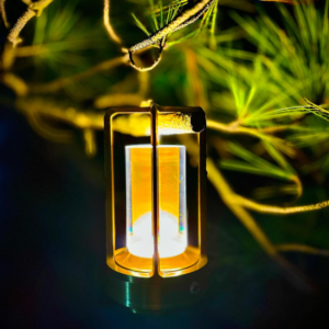 Retro Solar Garden Lantern Waterproof Outdoor Decorative Table Light Cordless Rechargeable Lantern for Patio Yard and Garden 2 Pack